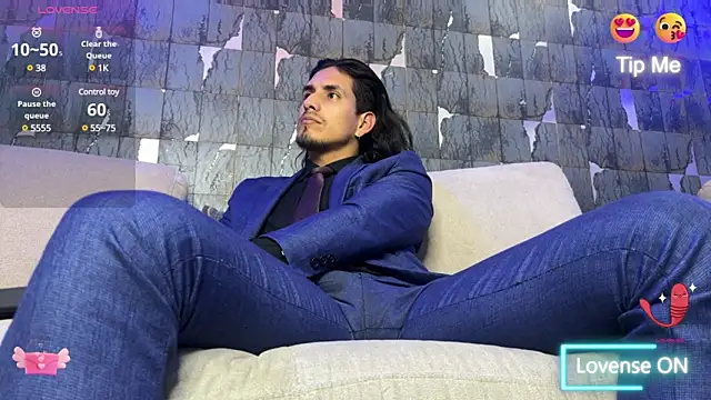 Tom blunt96 online show from 02.28.25