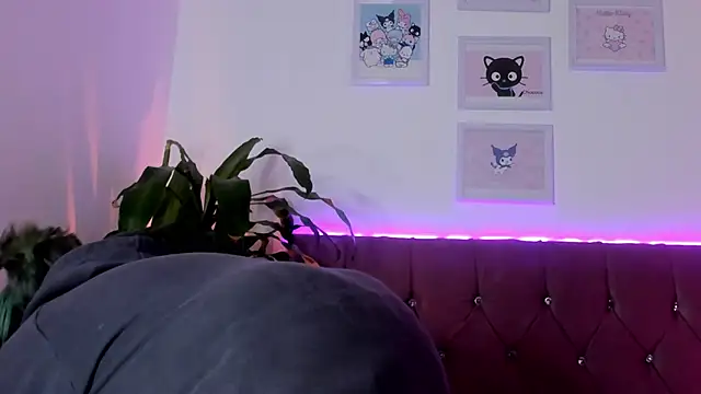 lucky-leah online show from 02.14.25