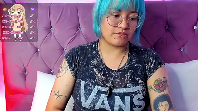 lucky-leah online show from 02.23.25