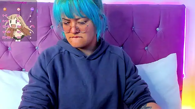 lucky-leah online show from 02.25.25