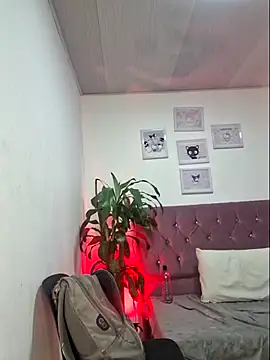 lucky-leah online show from 03.09.25