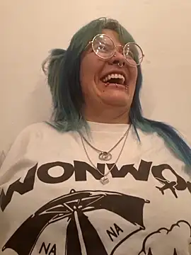 lucky-leah online show from 03.03.26