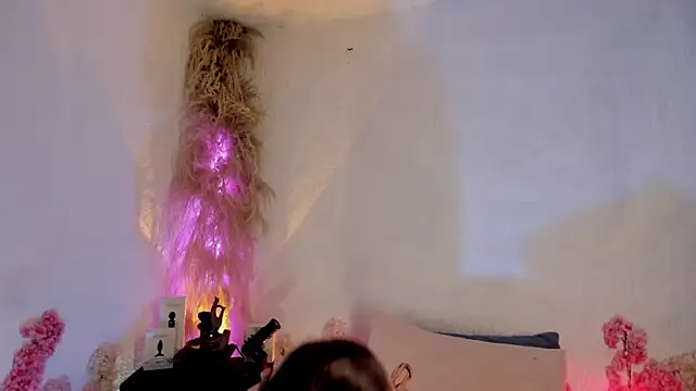 Snapshot of Jeanineescott chatting on 03.04.25 Jeanineescott online show from 03.04.25