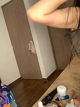 Ambar R0SSE online show from 02.28.25