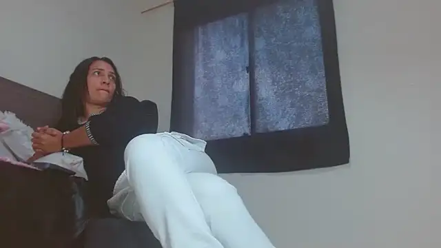 Snapshot of Mila_cams1_ chatting on 01.28.25 Mila cams1 online show from 01.28.25