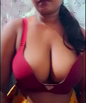 Snapshot of SLteena chatting on 05.18.26 SLteena online show from 05.18.26