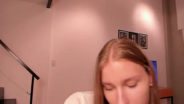 Mira Lite online show from 03.23.26