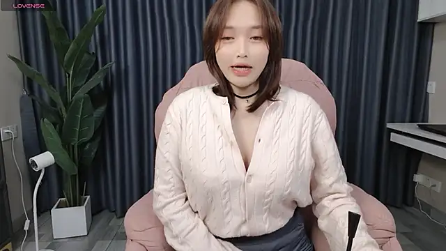 Cothy Ti online show from 02.14.25