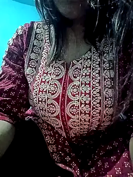 Snapshot of Dayna-36 chatting on 02.07.25 Dayna-36 online show from 02.07.25