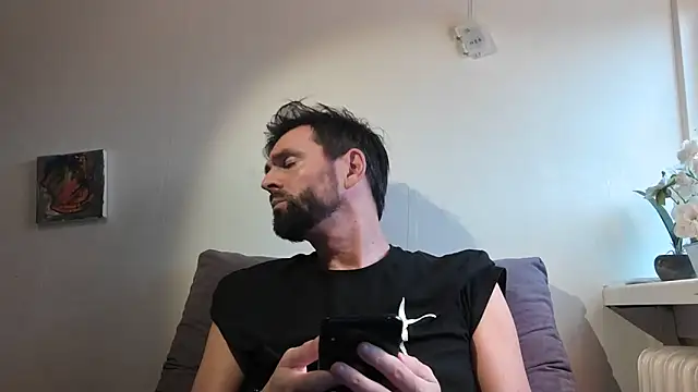 TB1977DK online show from 12.19.25