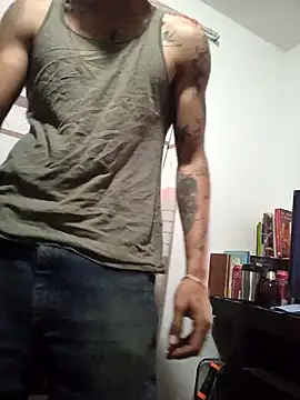 Snapshot of mexicaninuganda chatting on 12.22.24 mexicaninuganda online show from 12.22.24