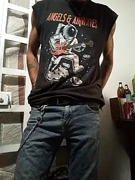 Snapshot of mexicaninuganda chatting on 12.28.24 mexicaninuganda online show from 12.28.24