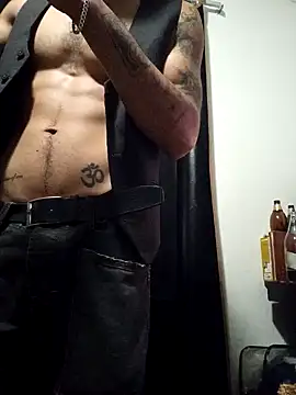 Snapshot of mexicaninuganda chatting on 01.01.25 mexicaninuganda online show from 01.01.25