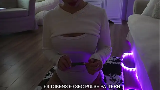 ivyleague  online show from 02.10.25