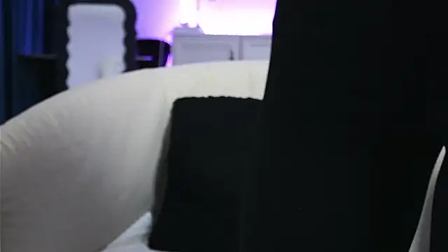 ivyleague  online show from 02.13.26