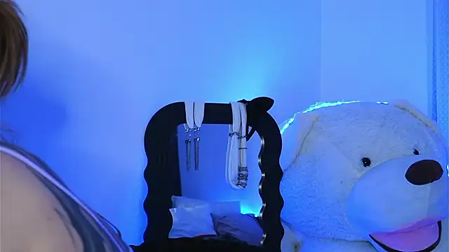 ivyleague  online show from 03.14.26