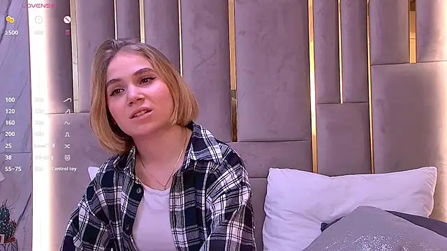 EllenaGreen online show from 01.20.25