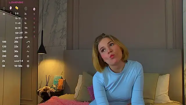 EllenaGreen online show from 02.08.25
