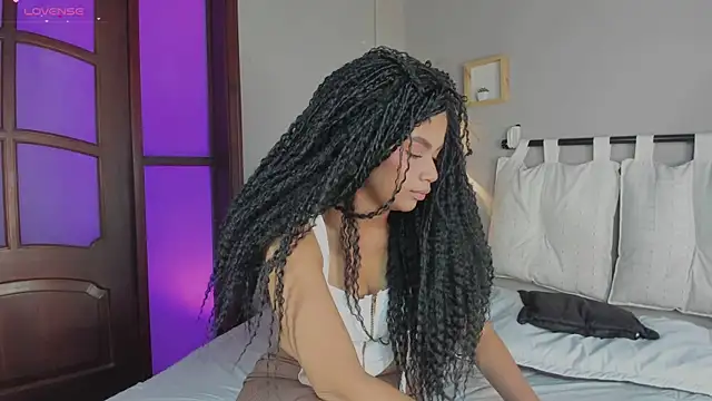 nayah   online show from 01.14.25