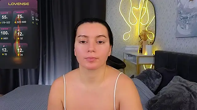 Snapshot of YourSweetDream_ chatting on 03.02.25 YourSweetDream online show from 03.02.25