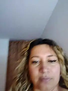 Snapshot of Devil_Sara chatting on 02.01.26 Devil Sara online show from 02.01.26