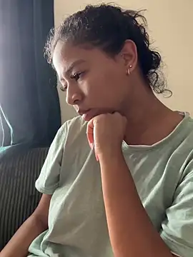 VanessaBling online show from 04.10.26