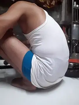 Snapshot of Burhade-- chatting on 04.16.26 Burhade-- online show from 04.16.26