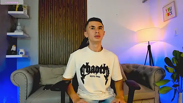 Snapshot of Jotastevensxx chatting on 11.10.25 Jotastevensxx online show from 11.10.25