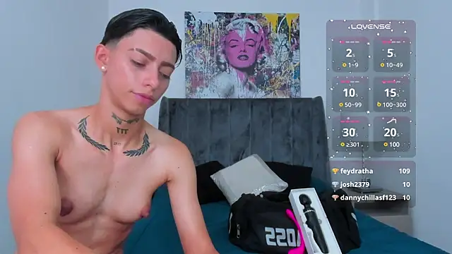 AmberAdams  online show from 12.04.24