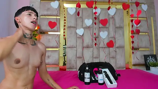 AmberAdams  online show from 02.18.25