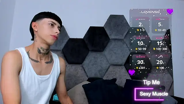 AmberAdams  online show from 03.08.25