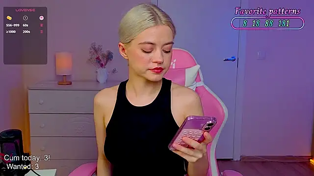 Snapshot of mybunnywendy chatting on 07.18.26 mybunnywendy online show from 07.18.26