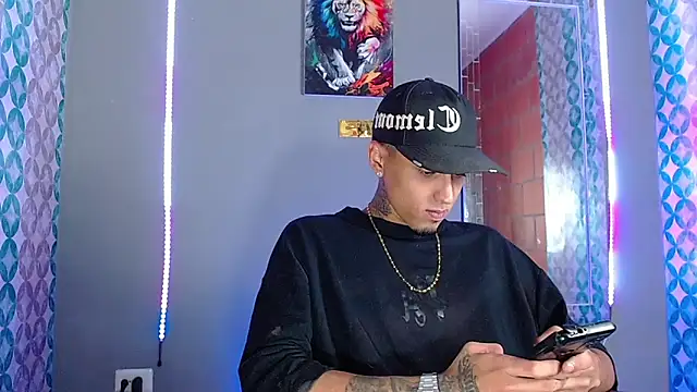 Liam lee online show from 04.07.26