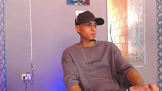 Snapshot of Liam_lee chatting on 06.20.26 Liam lee online show from 06.20.26