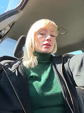 Snapshot of haileyhope_ chatting on 12.14.24 haileyhope online show from 12.14.24