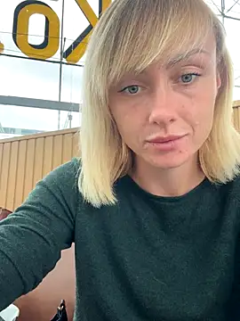 Snapshot of haileyhope_ chatting on 09.13.25 haileyhope online show from 09.13.25