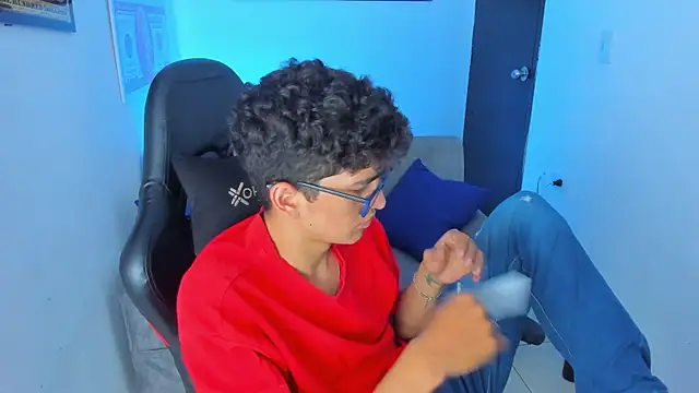 TylerWhite  online show from 02.15.25