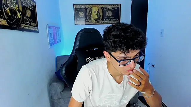 TylerWhite  online show from 03.01.25