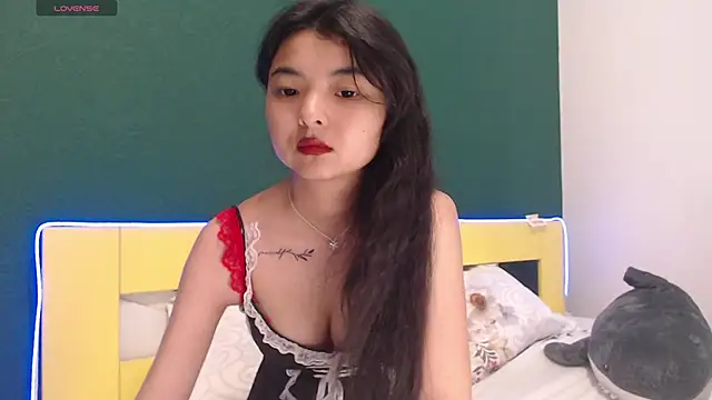 Shy Kira online show from 06.02.26