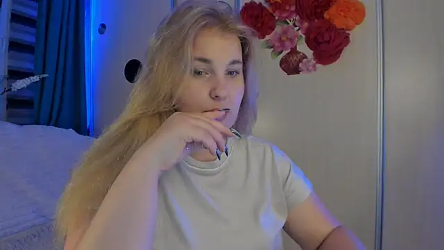 CoraSwon online show from 10.14.25