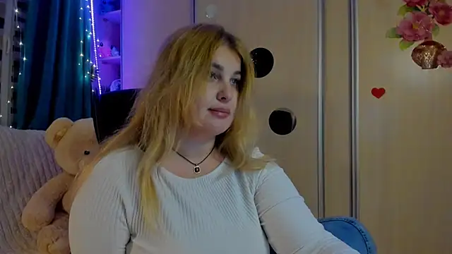 CoraSwon online show from 03.20.26