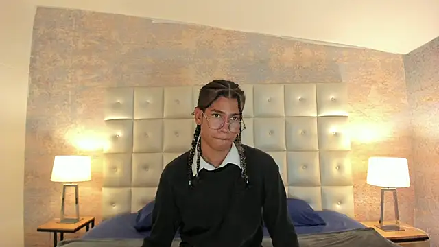 Maxim-Walker online show from 01.18.26