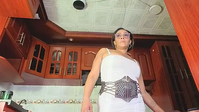 AmberNix online show from 06.09.26
