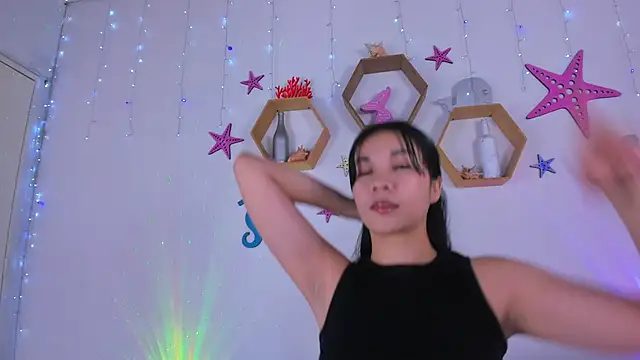 Emiily Parkerr online show from 09.17.25