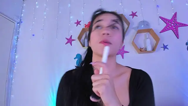 Emiily Parkerr online show from 10.16.25