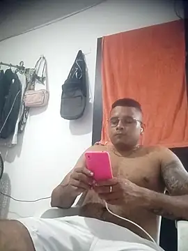 SaucyAffair0 online show from 03.26.26