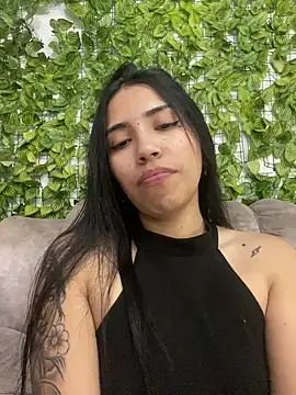 Snapshot of SaritaHot_69 chatting on 01.07.25 SaritaHot 69 online show from 01.07.25