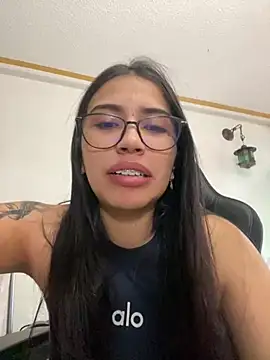 Snapshot of SaritaHot_69 chatting on 01.10.25 SaritaHot 69 online show from 01.10.25