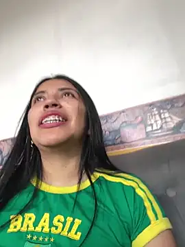 Snapshot of SaritaHot_69 chatting on 03.21.25 SaritaHot 69 online show from 03.21.25