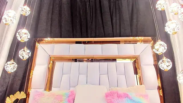 RileySweett online show from 03.15.25